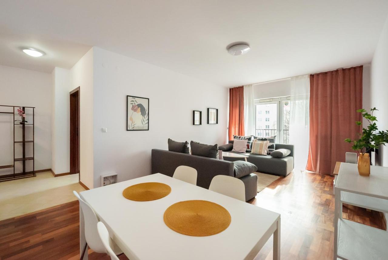 Wola Sunshine Apartment Free Parking Varşovia Exterior foto