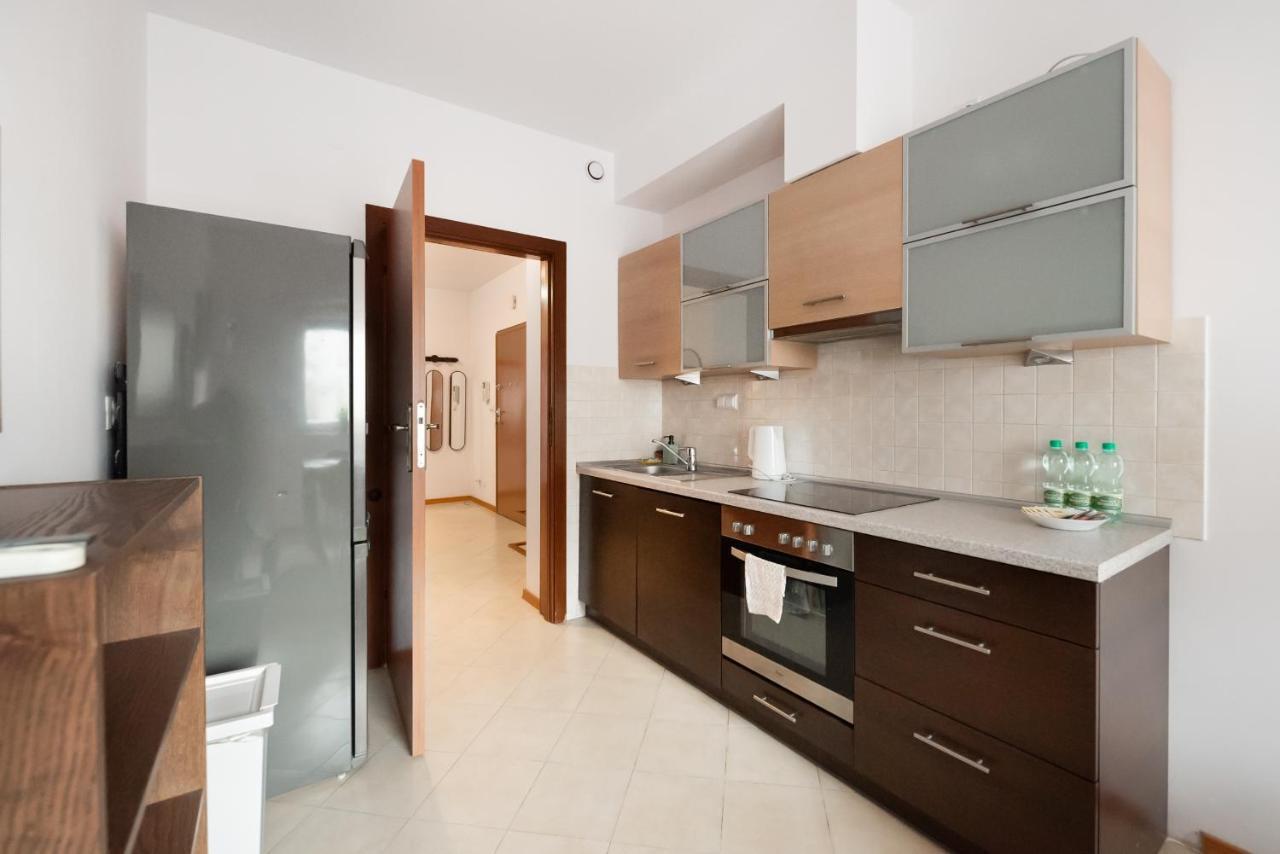 Wola Sunshine Apartment Free Parking Varşovia Exterior foto