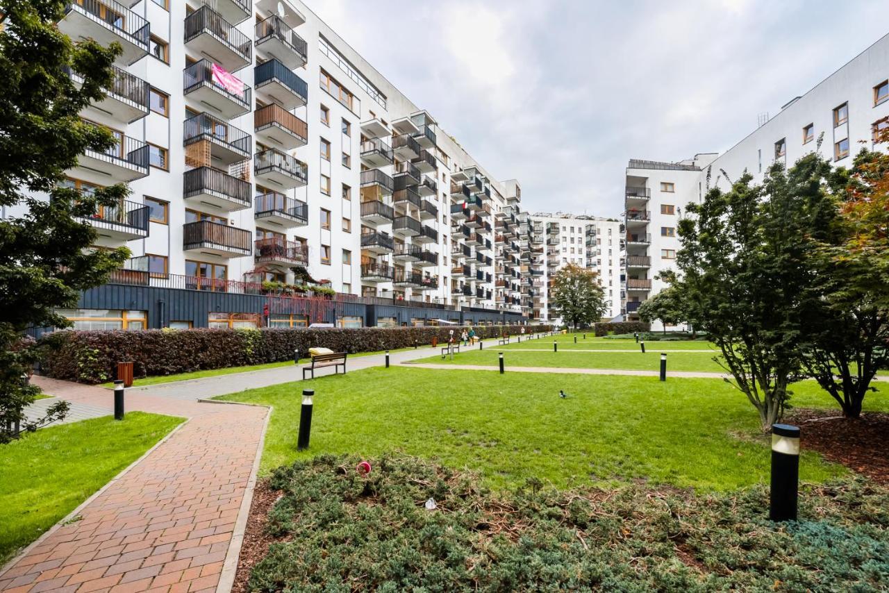 Wola Sunshine Apartment Free Parking Varşovia Exterior foto
